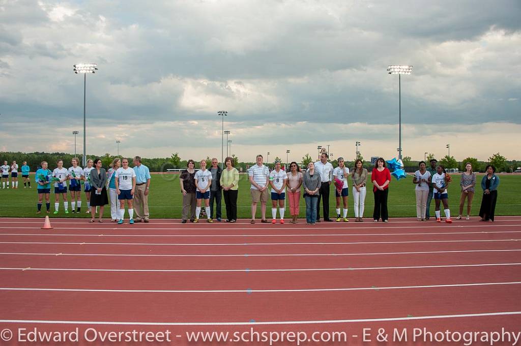 LSoccer Seniors-19.jpg